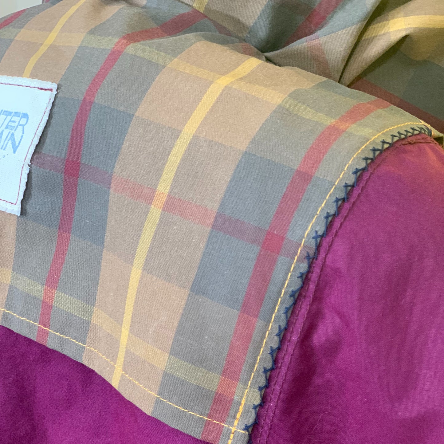 LR Genderless Signature Cape - Wine/Hunter Tartan
