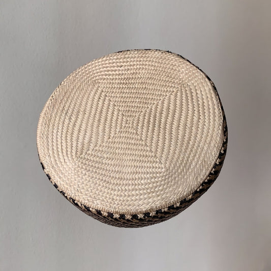 Buntal straw beret two tone beige and navy blue